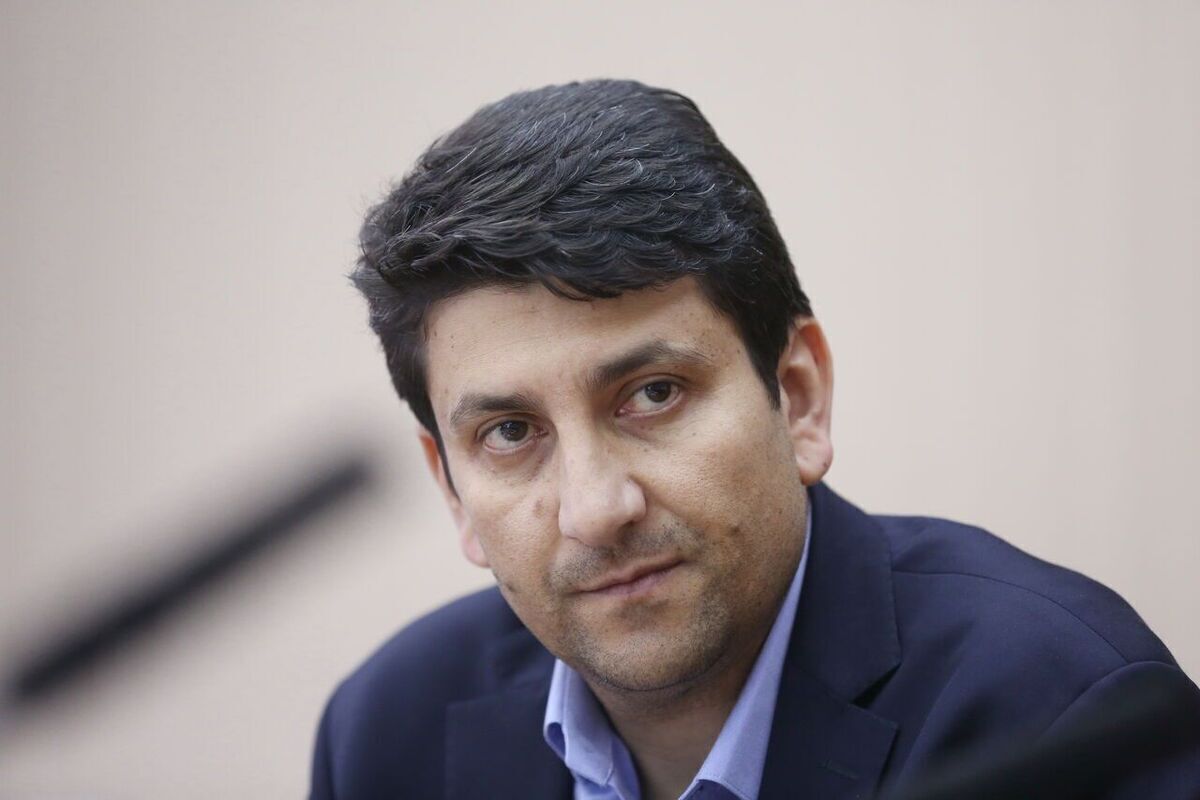 وزیر ارتباطات: هرچه سریع‌تر همه سیم‌کارت‌های سفید را به حالت قبل برگردانید