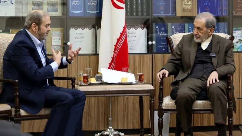 ولایتی: ایران با قاطعیت از حزب‌الله لبنان حمایت می‌کند