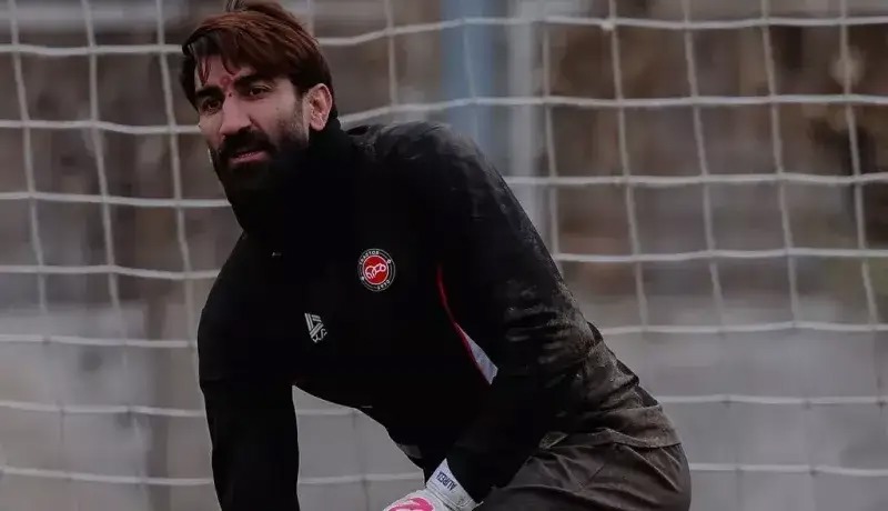 نگاه خاص بیرانوند به پرسپولیس - تراکتور