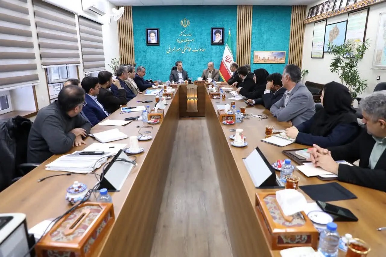 تأکید بر تسریع در تکمیل شبکه فاضلاب میبد و استفاده از پساب در صنعت