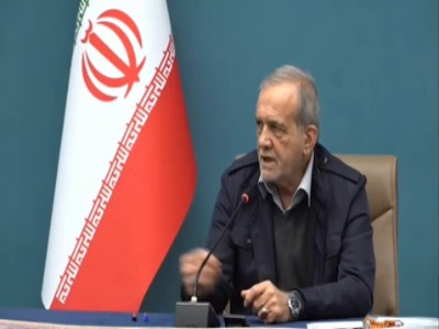 پزشکیان: ماهانه ۸ میلیون تومان به هر باک بنزین یارانه می‌دهیم