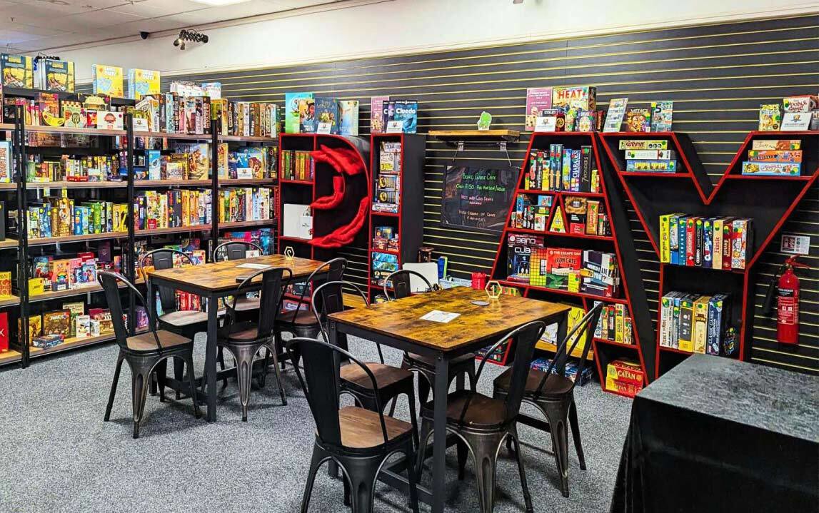 افتتاح اولین کافه بازی درون مدرسه‌ای در یزد