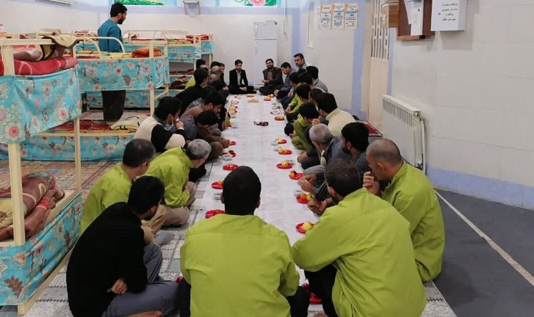 فراهم شدن زمینه آزادی ۸ زندانی در خاتم