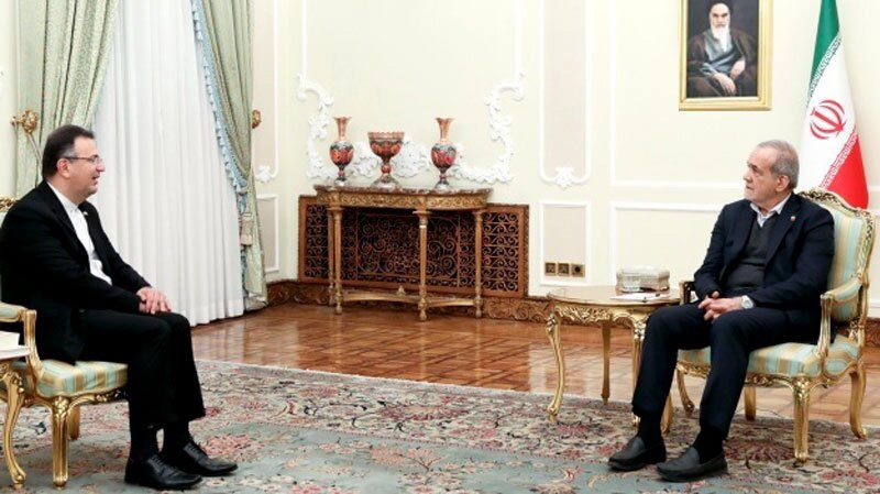 تأکید رئیس جمهور بر ارتقاء همگرایی ایران و گرجستان