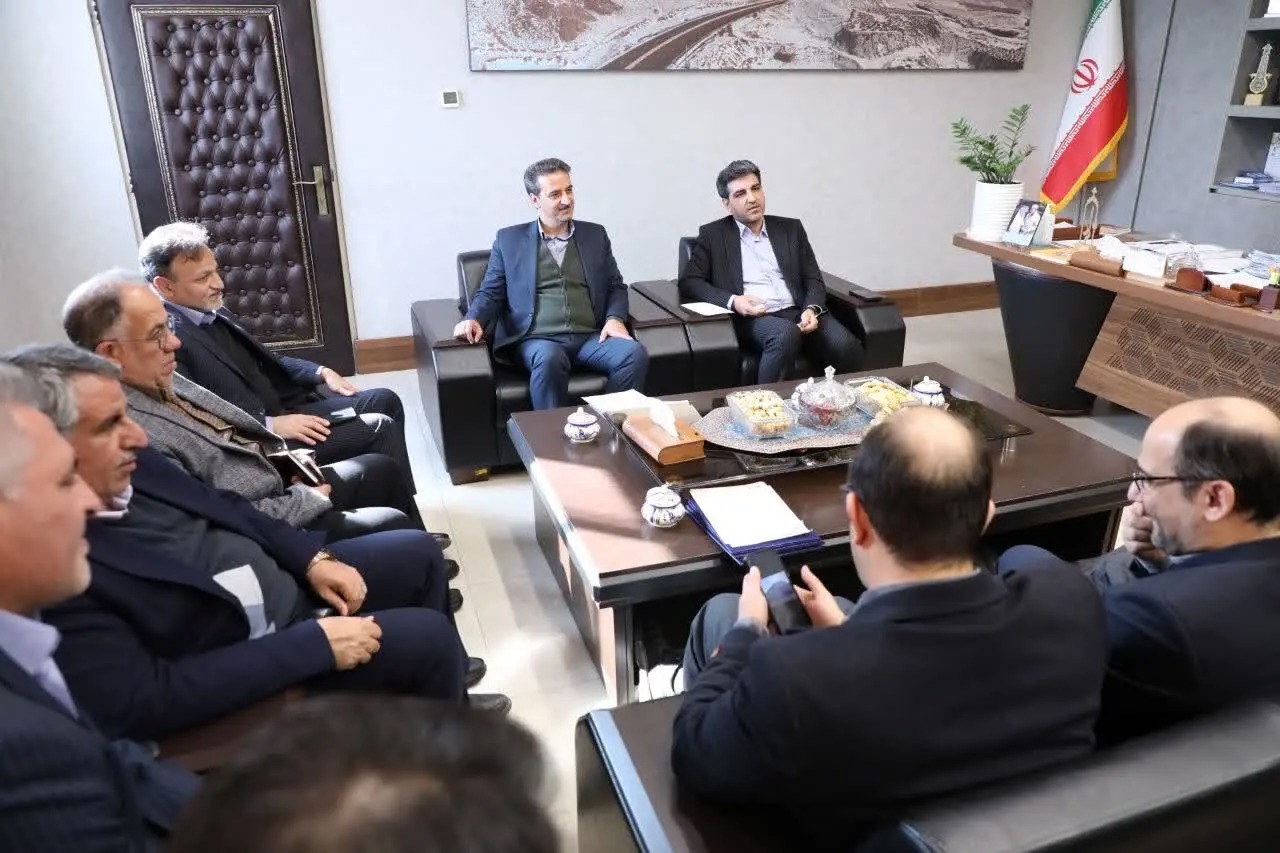 تأکید بر حمایت و تأمین اعتبار پروژه‌های راهداری استان یزد
