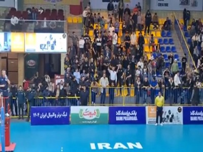 درگیری لفظی هواداران با سرمربی سایپا