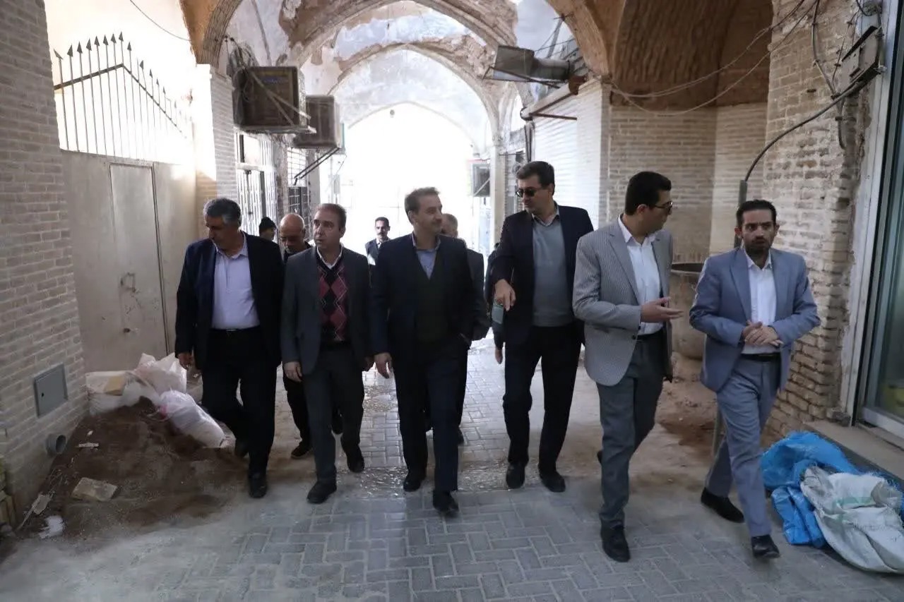 بازدید معاون عمرانی استاندار از پروژه‌های مرمتی بافت تاریخی یزد