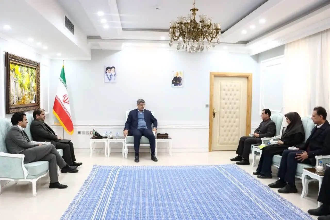 ضرورت ارائه پیوست اجتماعی، فرهنگی و آموزشی برای فعالیت‌های اقتصادی