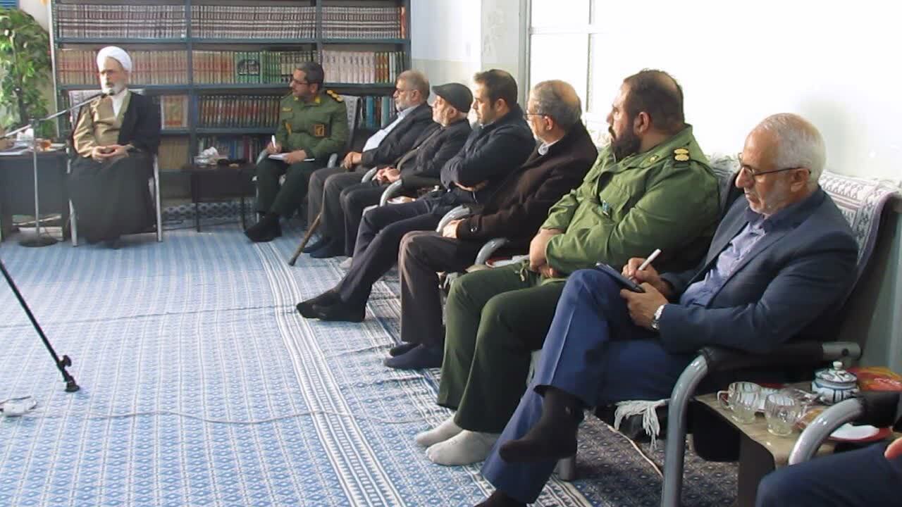 لزوم استفاده از ظرفیت‌های بین المللی انقلاب