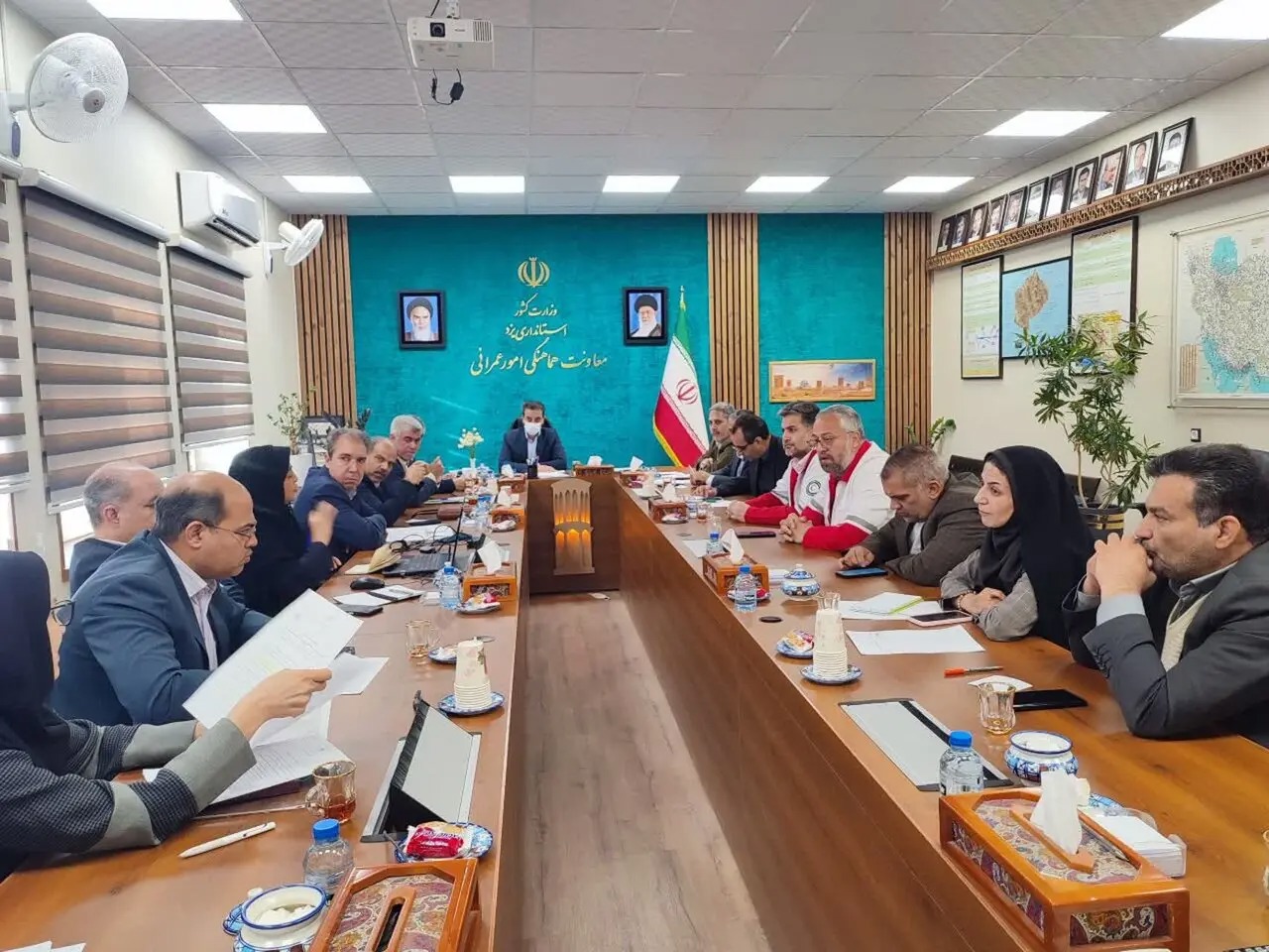 هماهنگی برای استفاده از ظرفیت خیرین در تکمیل پروژه‌های عمرانی یزد