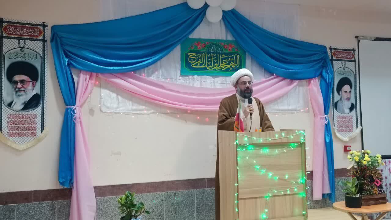 تجلیل از خادمین اعتکاف شهرستان خاتم