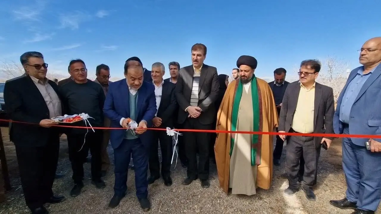 ۱۰ پروژه با اعتبار ۲۷۰ میلیارد تومان در زارچ افتتاح و کلنگ‌زنی شد