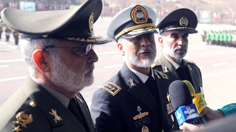 دریادار سیاری: دشمن در همه عرصه‌ها محکوم به شکست است