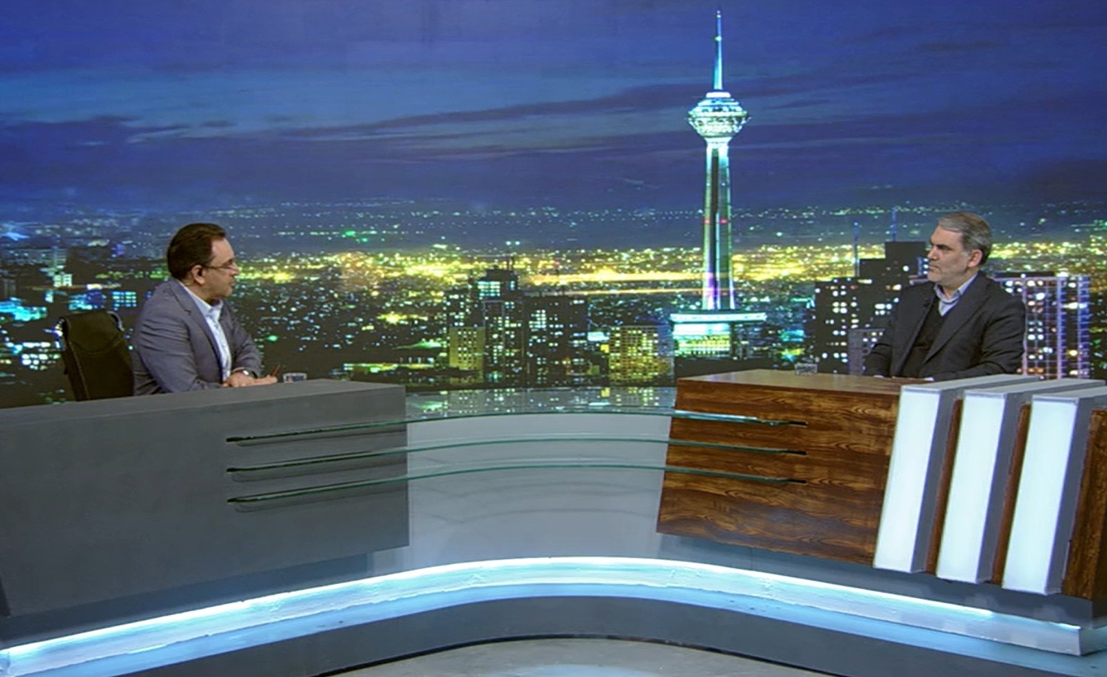 هیچ گزینه‌ ای، ملت ایران را مجبور به تسلیم نمی‌کند