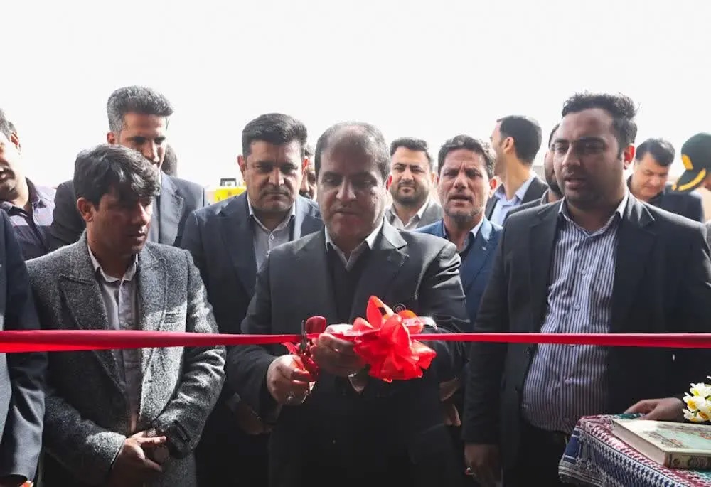 بهره برداری از واحد تولیدی صنایع غذایی سه ستاره آسمان میبد