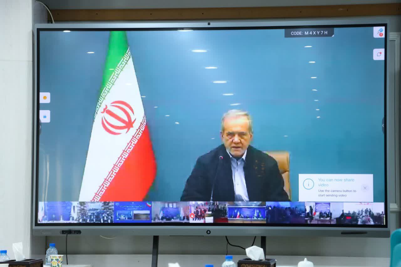 بهره برداری از طرح‌های وزارت راه و شهرسازی با حضور رئیس جمهور