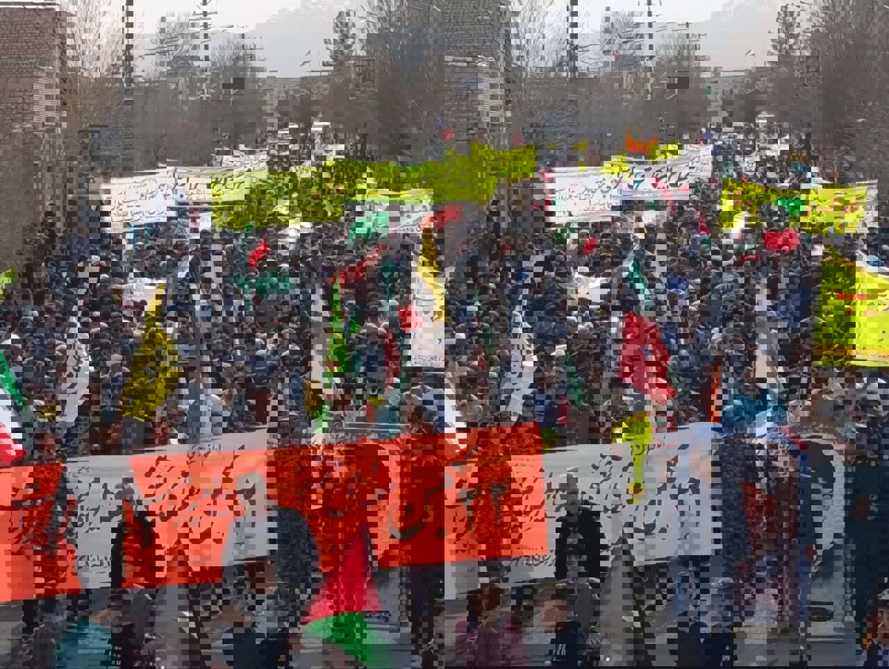 بهاباد در مسیر انقلاب؛ طوفان وحدت و بصیرت در یوم‌الله ۲۲ بهمن