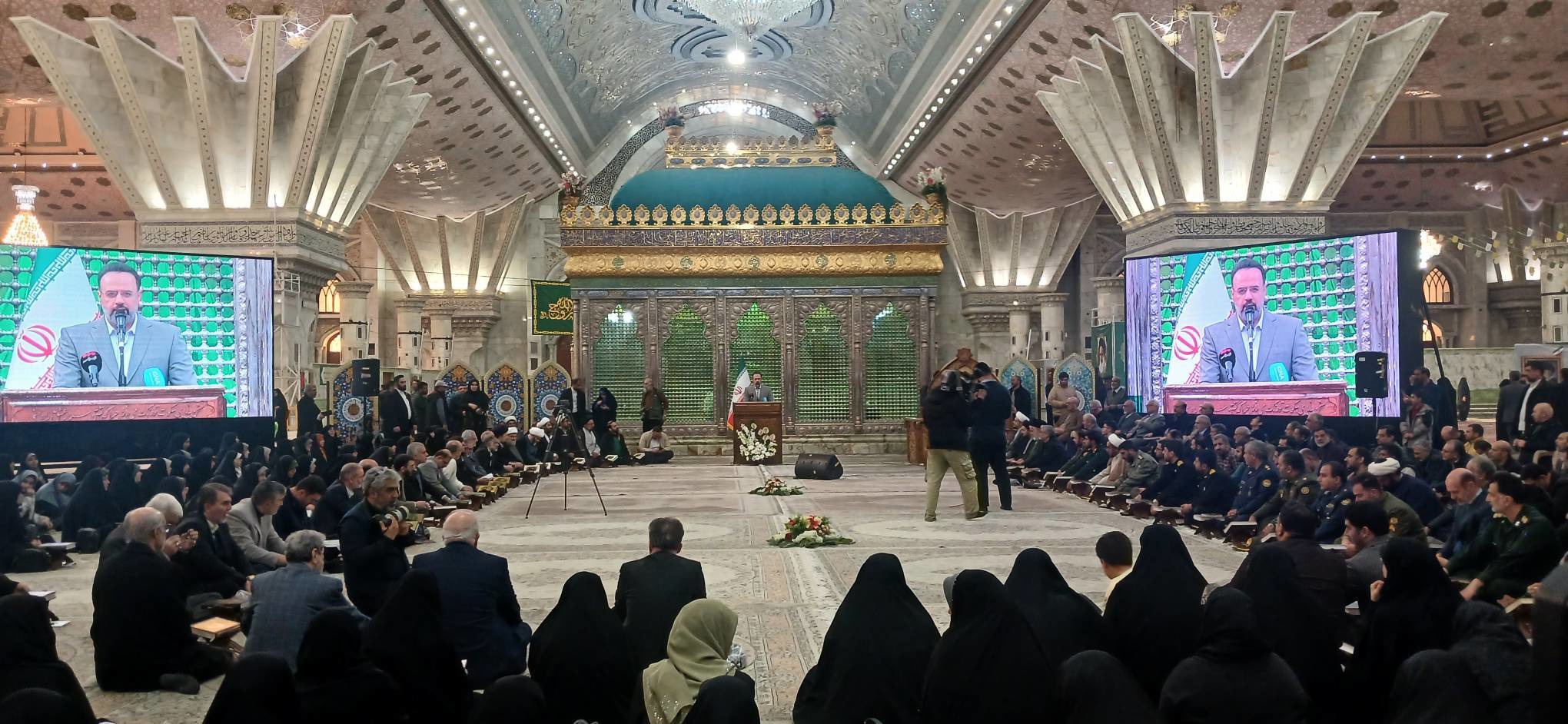 تجدید میثاق کارکنان دارالقرآن الکریم با آرمانهای امام (ره)