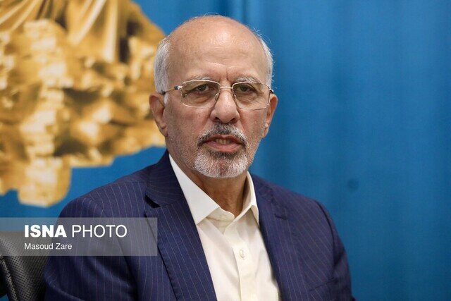 با حلوا حلوا کردن دهان شیرین نمی‌شود؛ مسئولان با کلمات «های‌تک» و «بهره‌وری» شوخی نکنند!