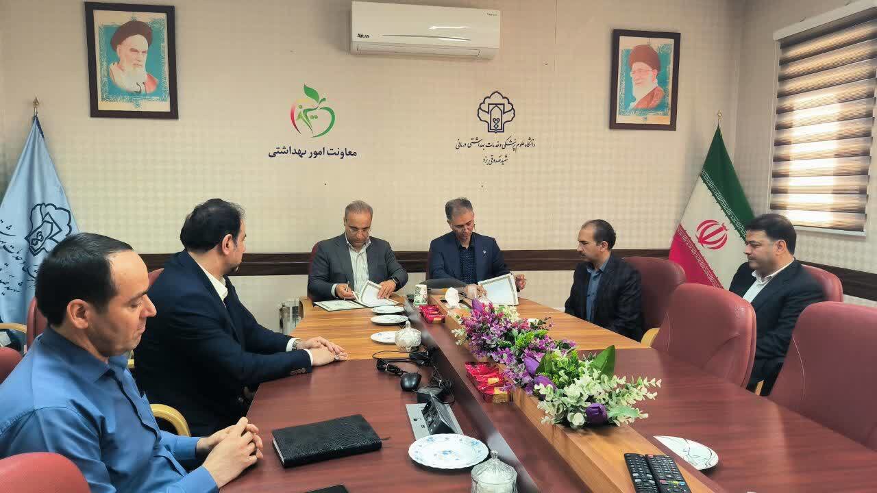 امضای تفاهم‌نامه چهارجانبه برای ارتقای سلامت کارگران ساختمانی در یزد