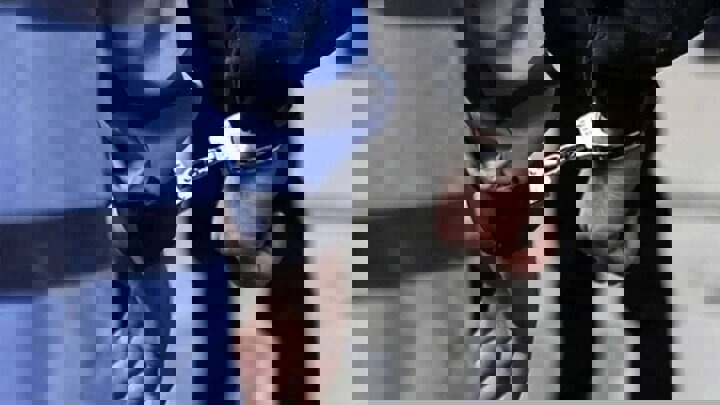 قاتل زن سالمند در اردکان کمتر از ۴ ساعت پس از جنایت دستگیر شد