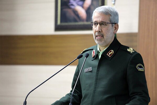 خانواده شهدای پلیس به شهادت فرزندانشان افتخار می‌کنند