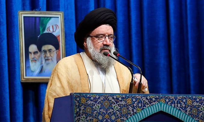 آیت الله خاتمی: روح روزه، پاسداری از حریم ربوبی است