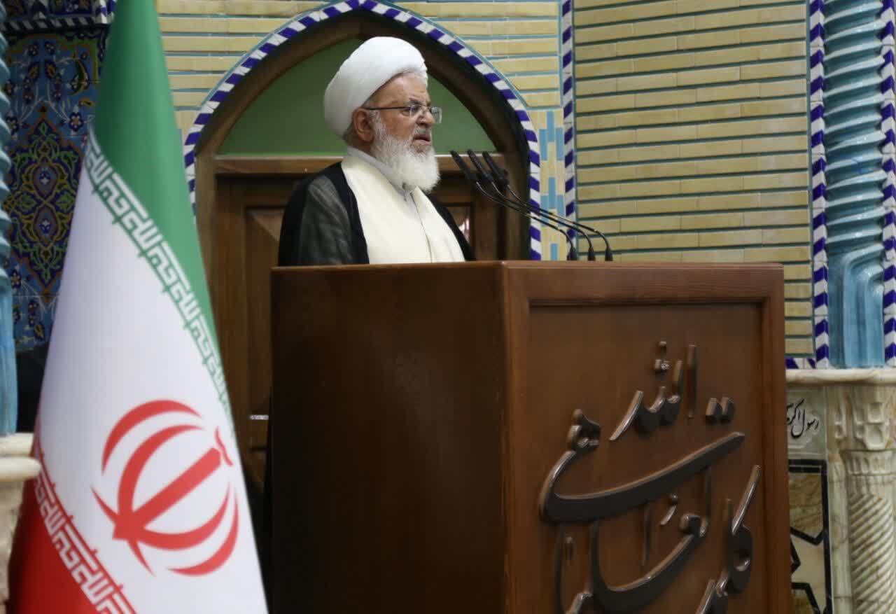 ایستادگی ملت ایران در برابر دشمنان، ثمره حرکت در مسیر قرآن و اهل بیت(ع)