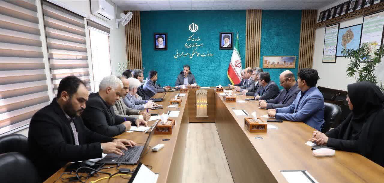 مکان یابی دامداری‌های بزرگ مهریز با محوریت ملاحظات زیست محیطی