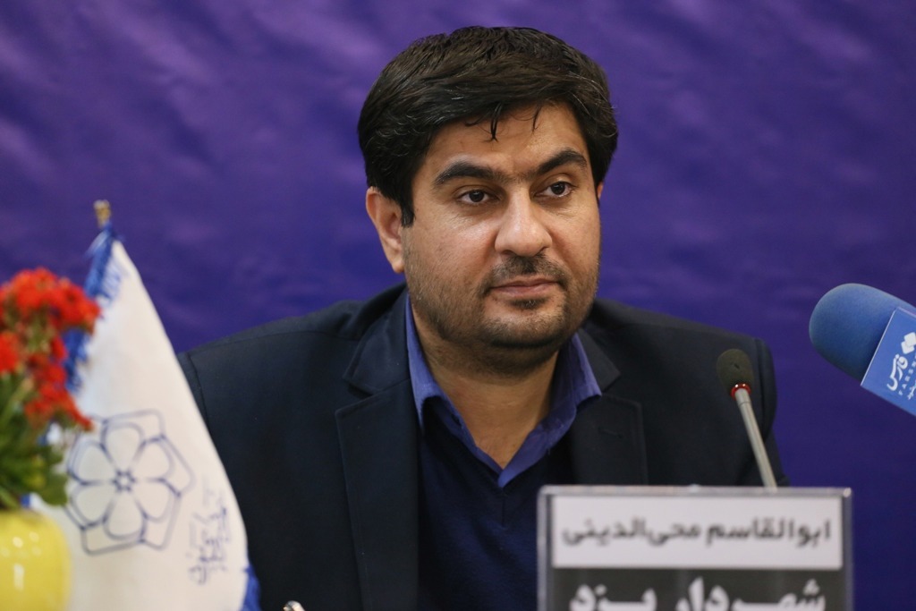 آب شرب از آبیاری فضای سبز خلدبرین حذف می‌شود