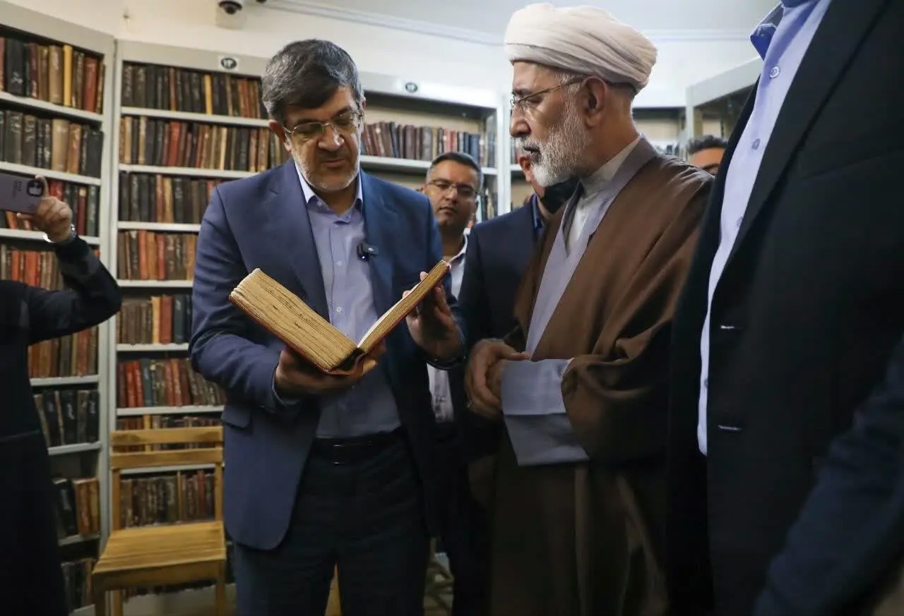 🎬تأکید استاندار یزد بر حفظ و معرفی آثار تاریخی در بازدید از موزه‌های استان