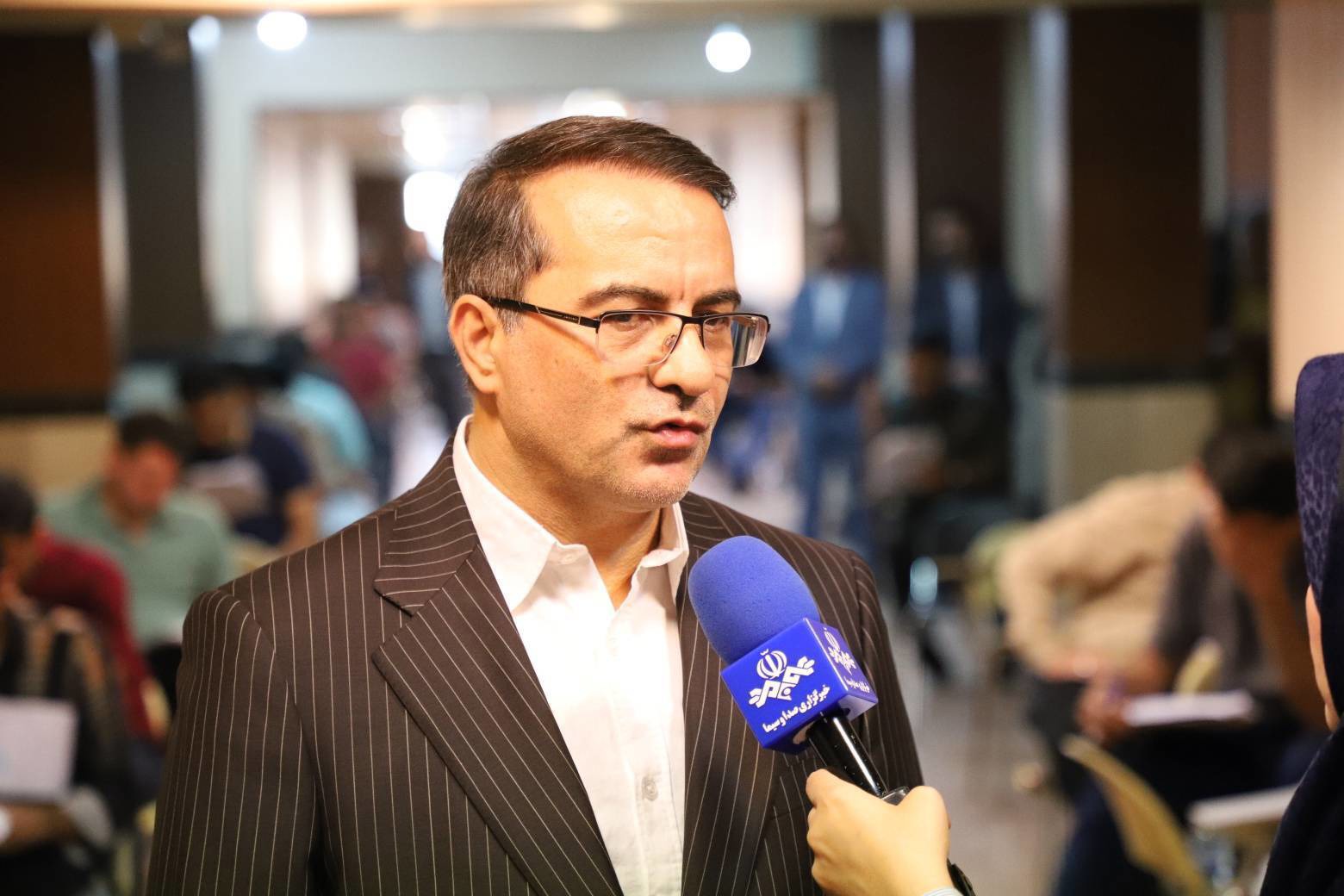 حضور پرشور نخبگان در آزمون تربیت ۵۰۰ مدیر جوان