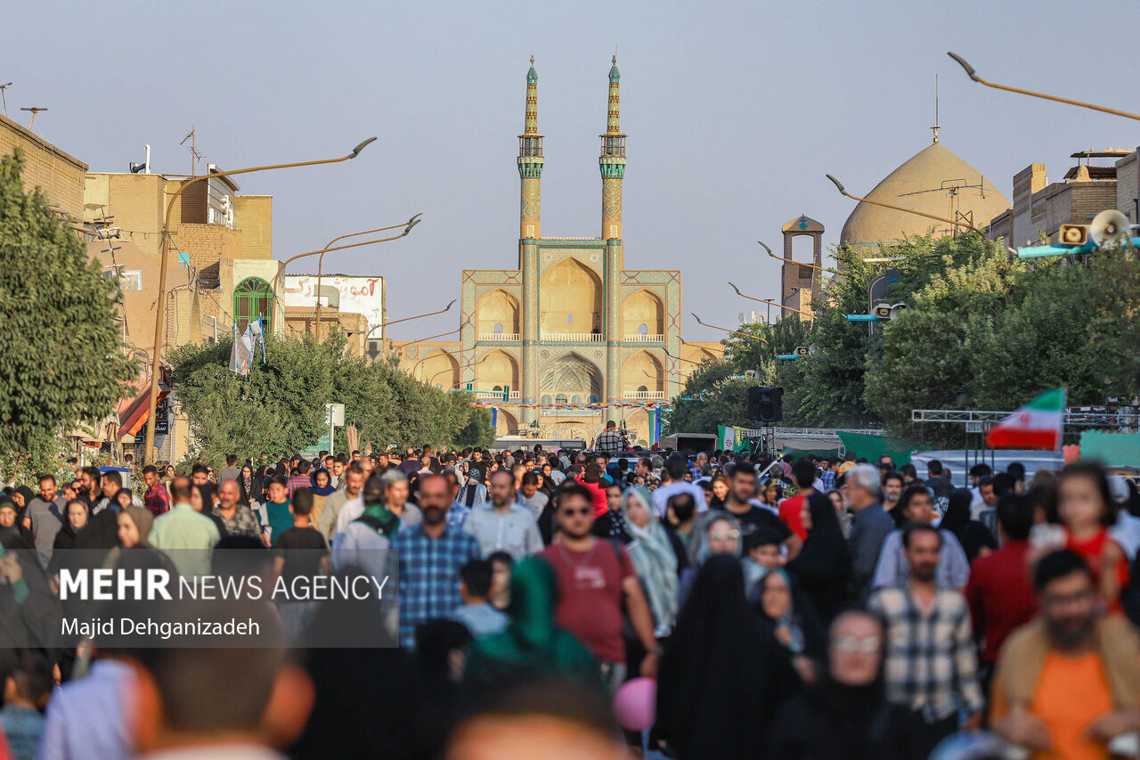 یزد در تدارک غدیر محله‌محور؛ از پیاده‌راه شهری تا میدان‌داری نوجوانان