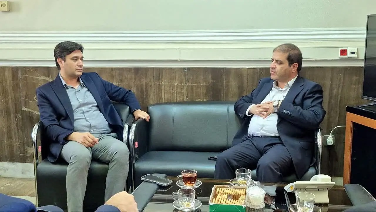 تأکید بر ابعاد هویتی گردشگری یزد در دیدار با مقامات وزارت میراث فرهنگی