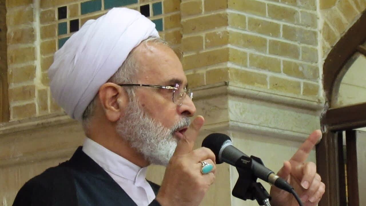 مذاکره باید همراه با عزت، هوشمندی و اقتدار ملی باشد