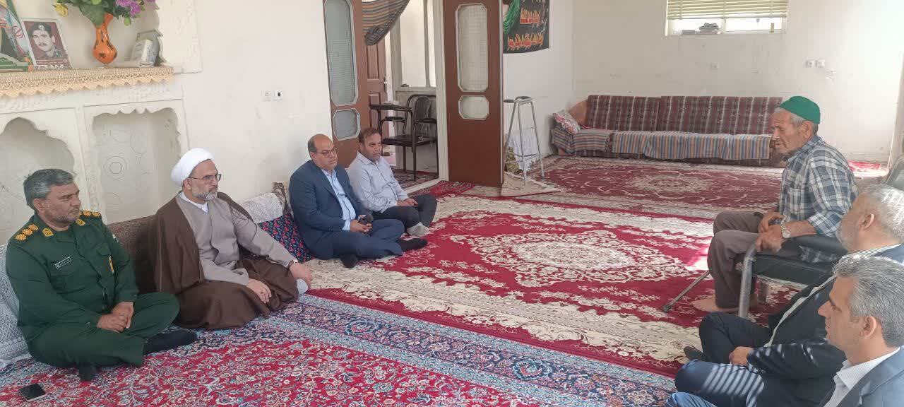 دیدار با خانواده شهید سیدحسین بنی‌فاطمه در مهریز