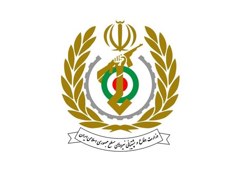 وزارت دفاع: دست رزمندگان اسلام را پرتوان‌تر خواهیم کرد