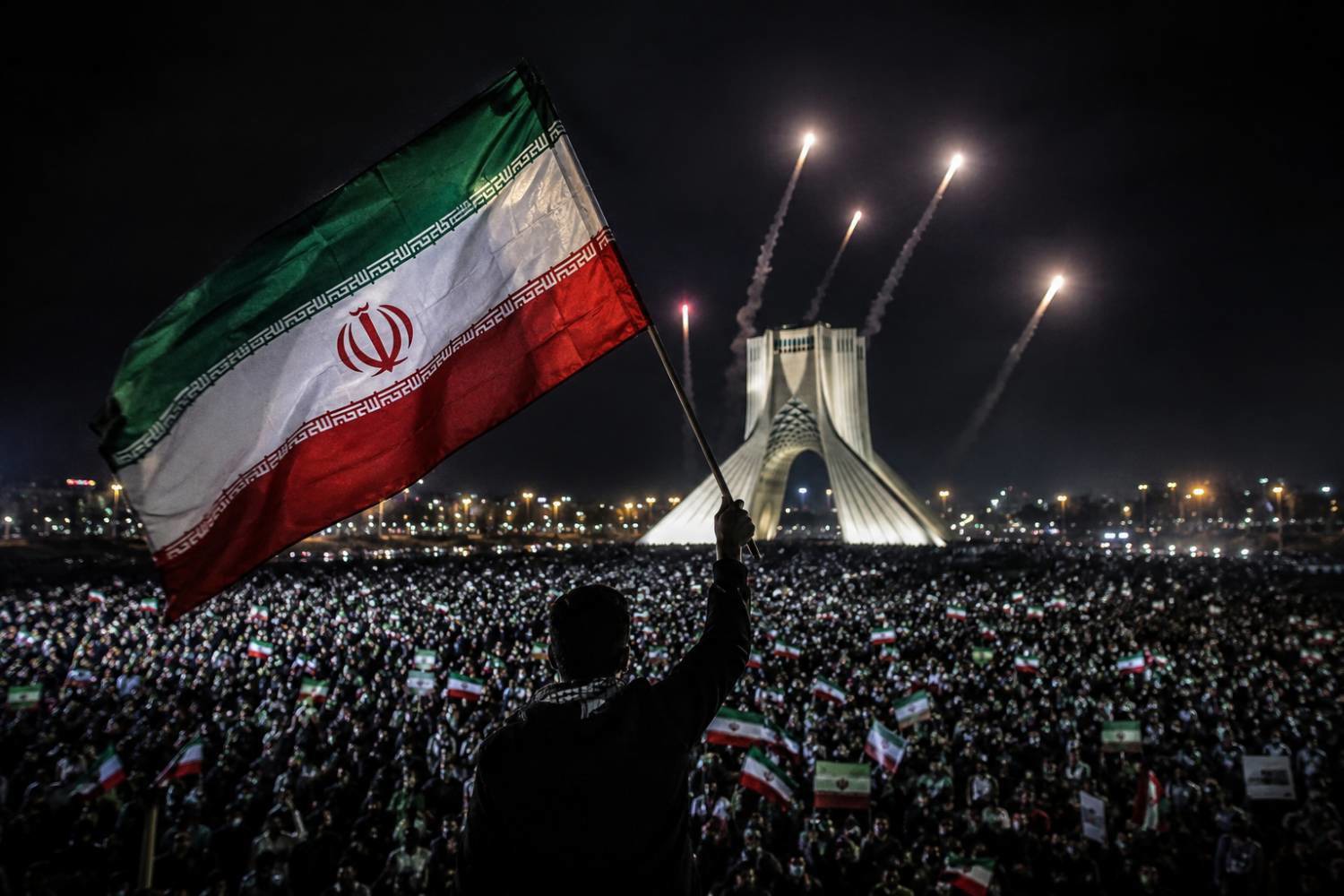 صد روز پس از یک جنایت؛ ملتی که ایستاد