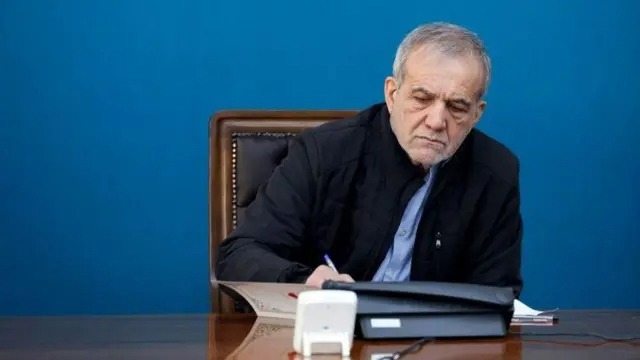 در برابر هیچ قدرتی، سر تعظیم فرود نمی‌آوریم