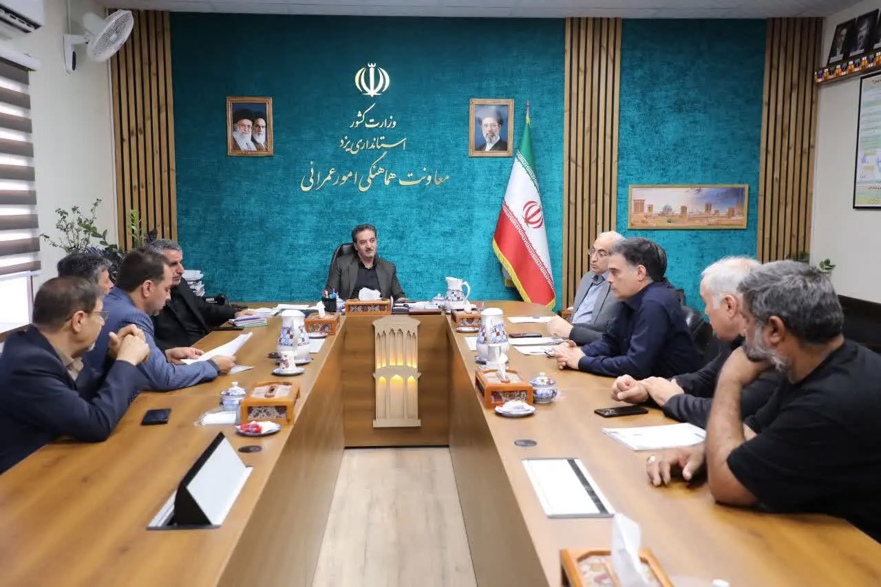 نشست سید مهدی طلایی‌مقدم با مدیران برق برای رفع موانع دو واحد تولیدی