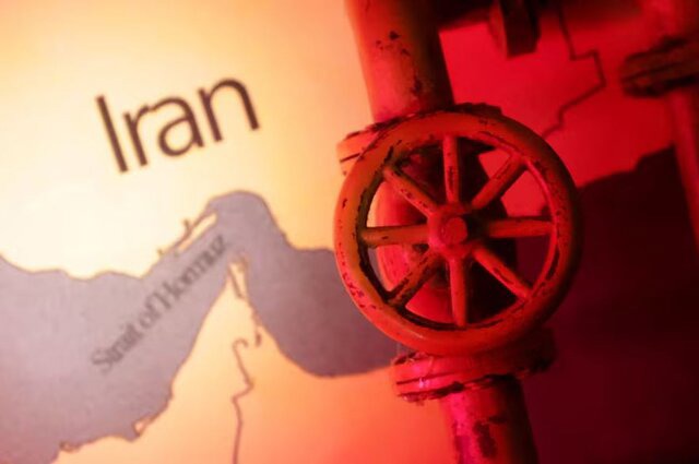ادعای وزیر انرژی آمریکا: ۲۰ میلیون بشکه نفت از تنگه هرمز عبور کرد