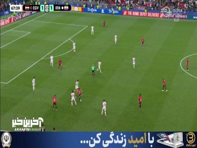 شوت عمر مرموش با برخورد به شجاع به کرنر رفت
