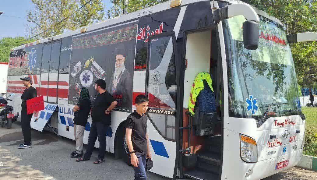 خدمت‌رسانی شبانه‌روزی اورژانس یزد به شرکت‌کنندگان مراسم وداع با رهبر شهید انقلاب