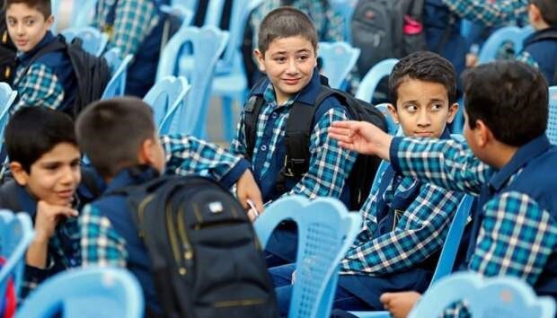امکان استفاده دانش آموزان از لباس فرم سال گذشته