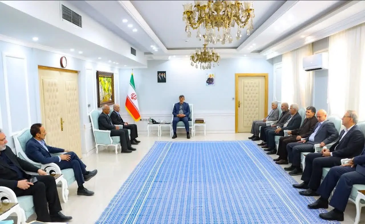 استاندار یزد پای درد دل پیشکسوتان فوتبال نشست