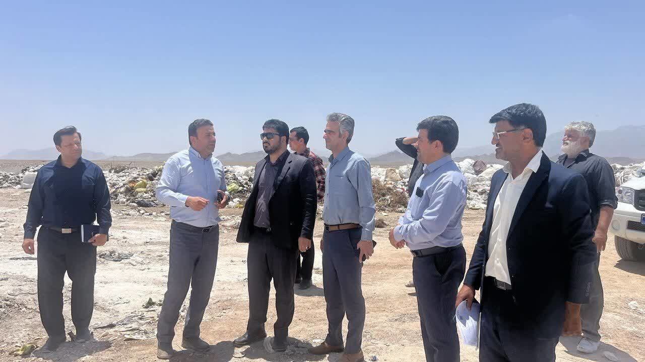 بازدید میدانی دادستان مهریز از گود زباله شهرستان
