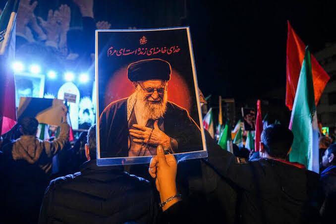 عزاداری افغانستانی‌های مقیم یزد در فراق رهبر شهید امت