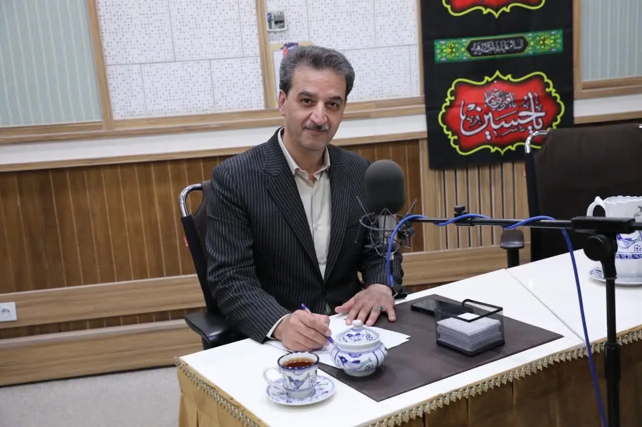 تشریح برنامه‌های عمرانی یزد در گفتگوی زنده معاون استاندار با شهروندان