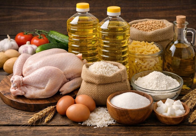 افت قیمت مرغ و موز در تیرماه؛ رشد سنگین روغن و لبنیات نسبت به سال قبل