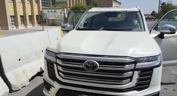 لندکروز قاچاق توقیف شد
